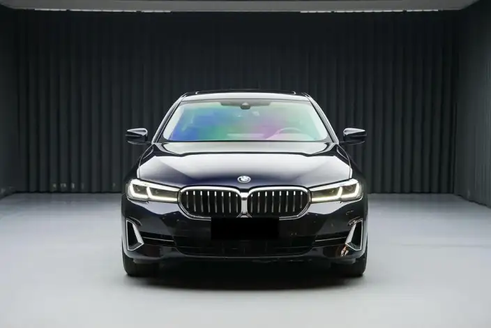 BMW 5 Series 2023 Model 530Li Leading Model Luxury Set – фото 2
