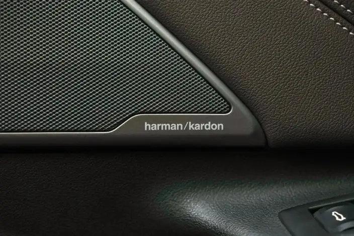 BMW 5 Series 2023 Model 530Li Leading Model Luxury Set – фото 10