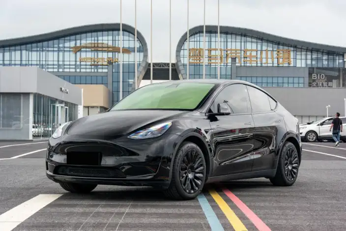Model Y 2022 Model Facelift Rear-wheel drive version – фото 1