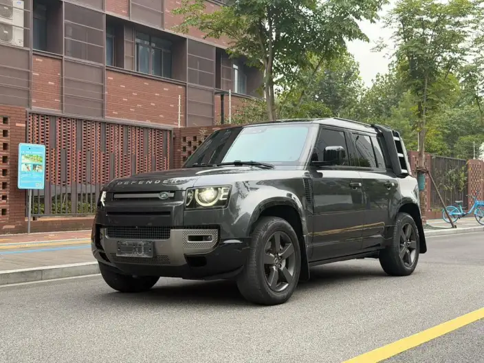 Land Rover Defender 2023 Model Facelift 110 P400 X-Dynamic HSE – фото 1