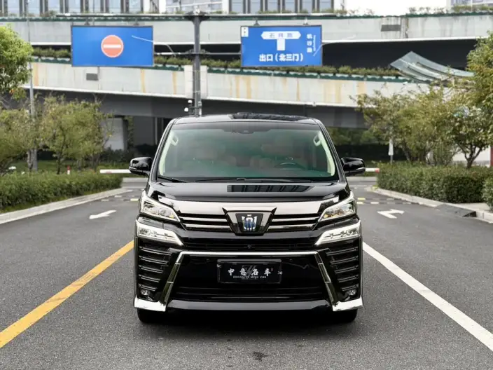 Vellfire 2022 Model Toyota Crown Hybrid Jin Shine Special Edition 2.5L HV Supreme Edition – фото 2