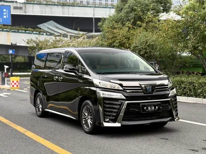 Vellfire 2022 Model Toyota Crown Hybrid Jin Shine Special Edition 2.5L HV Supreme Edition – фото 3