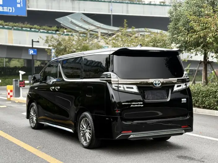 Vellfire 2022 Model Toyota Crown Hybrid Jin Shine Special Edition 2.5L HV Supreme Edition – фото 4