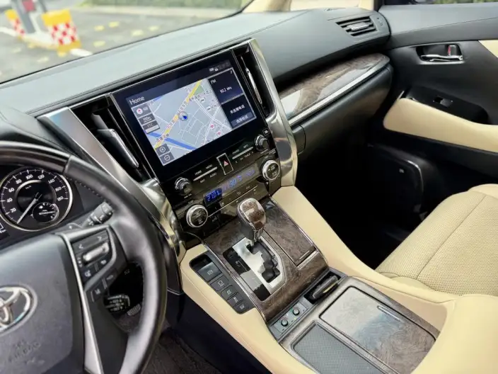 Vellfire 2022 Model Toyota Crown Hybrid Jin Shine Special Edition 2.5L HV Supreme Edition – фото 7