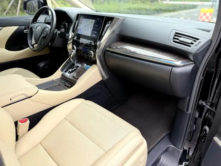 Vellfire 2022 Model Toyota Crown Hybrid Jin Shine Special Edition 2.5L HV Supreme Edition – фото 9