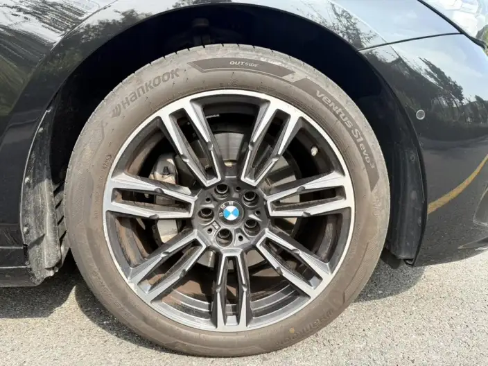BMW 5 Series 2026 Model 530Li Leading Model M Sports Set – фото 8