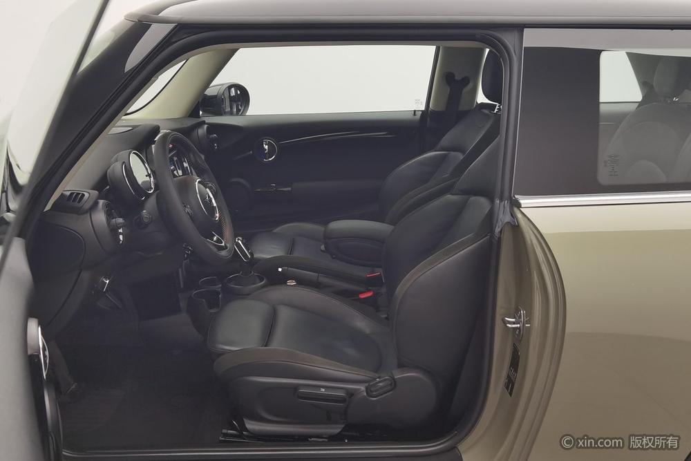 MINI 2019 1.5T COOPER Artist – фото 17