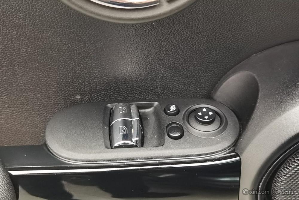 MINI 2019 1.5T COOPER Artist – фото 22