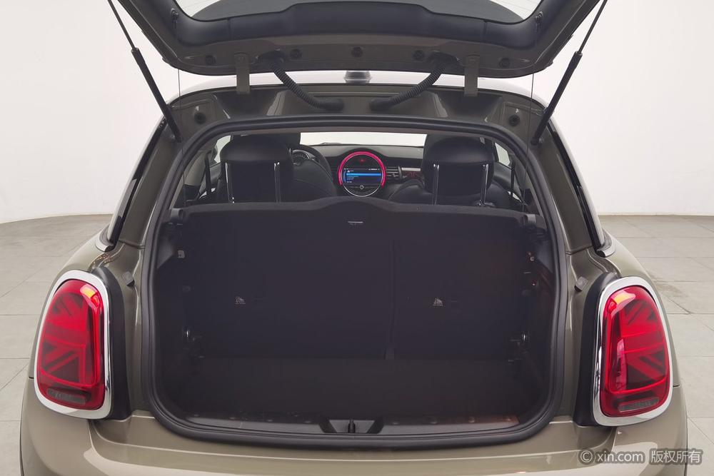 MINI 2019 1.5T COOPER Artist – фото 23