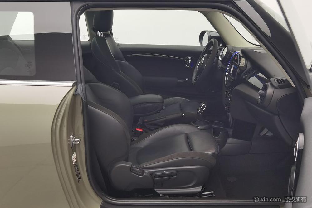 MINI 2019 1.5T COOPER Artist – фото 24