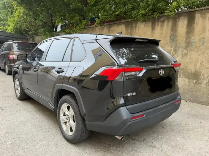 Toyota RAV4 2024 Model 2.0L CVT 2WD Urban Edition – фото 3