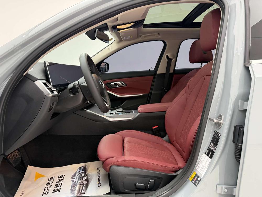 BMW i3 2026 модификация eDrive35L – фото 20