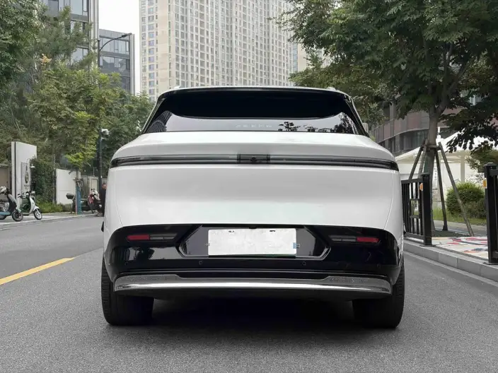 ZEEKR 7X 2025 Model 75kWh Rear Drive Smart Driving Edition