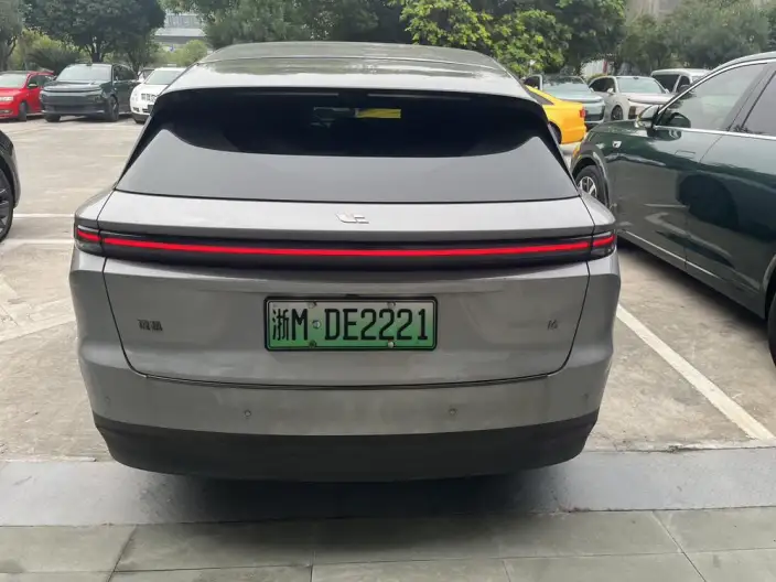 Li Auto i6 2025 Model 2WD Standard Edition – фото 5