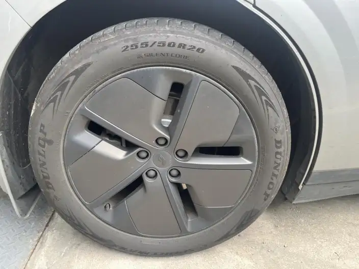Li Auto i6 2025 Model 2WD Standard Edition – фото 7