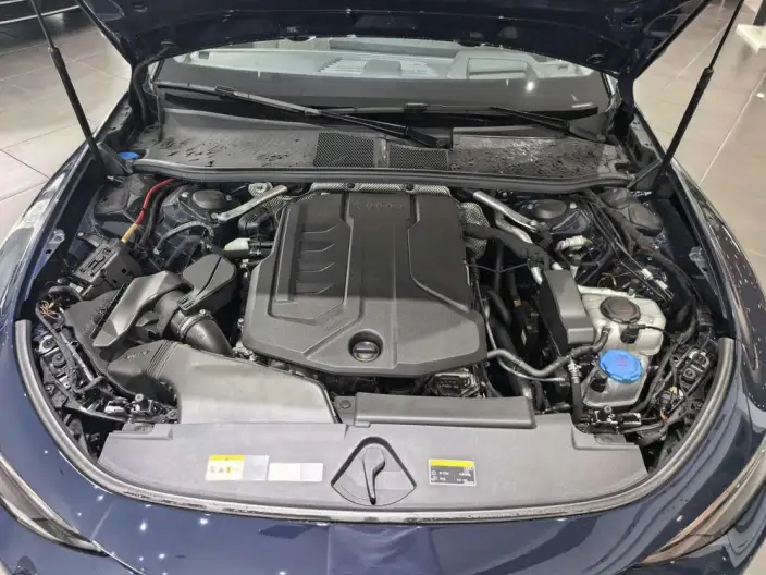Audi A6L 2026 Model 2.0T quattro Exclusive Model – фото 7