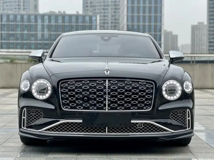 Bentley Flying Spur 2025 Model 4.0T V8 Mulliner