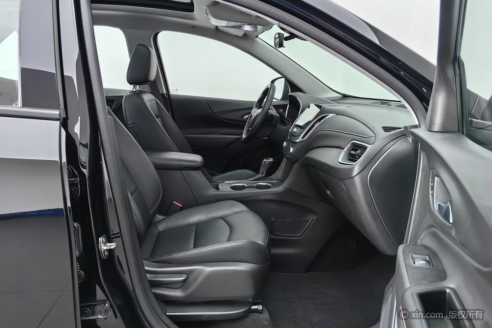 Chevrolet Equinox Модель 2018 года RS 550T автоматическое 4WD Explore Edition – фото 12