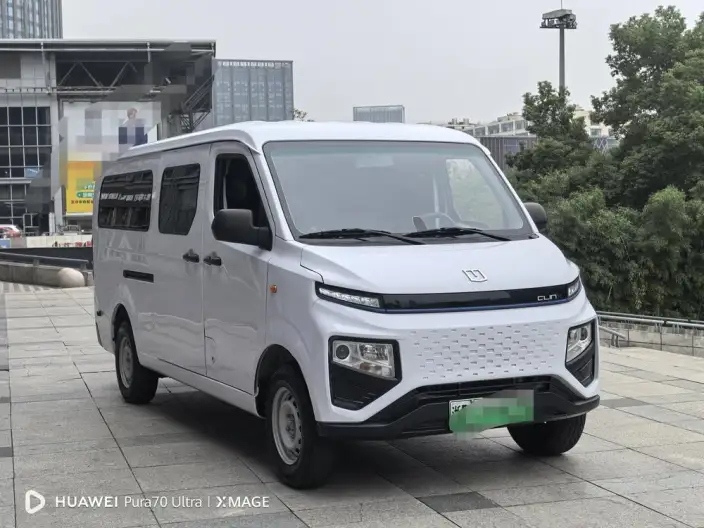 Yuancheng RemoteXingxiang V 2025 Model V6E Farizon Xuanwu 35.2kWh Wealth Creation Edition I