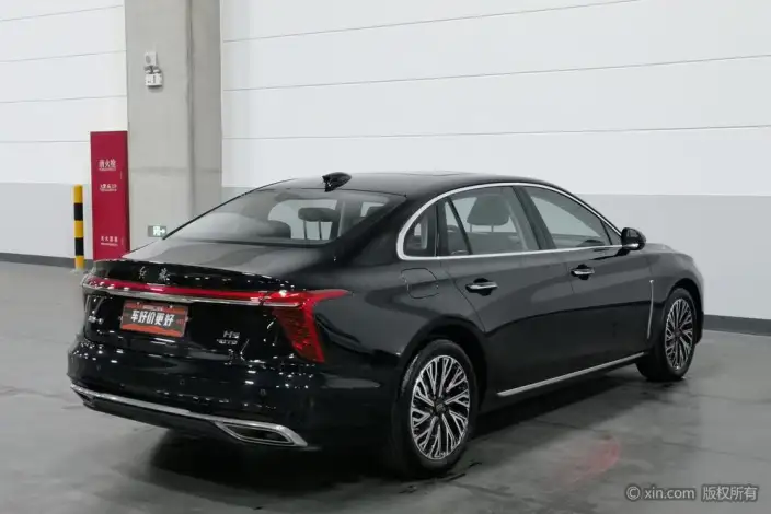 Hongqi H5 2024 Model 2.0T Automatic Flag Enjoy Edition