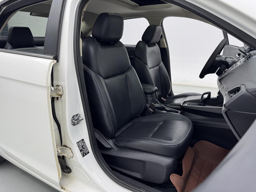 Ford Escort 2015 1.5L Automatic Fashion – фото 22