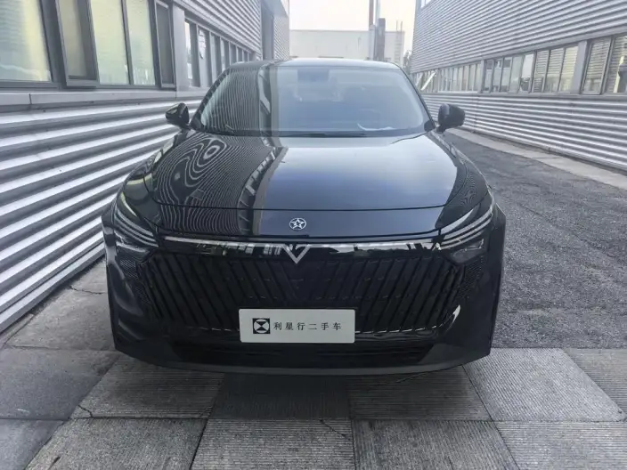 Venucia V+ DD-i 2023 Model 110KM iE Edition – фото 2