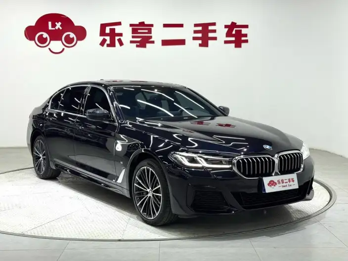 BMW 5 Series 2022 Model 530Li Leading Model M Sports Set – фото 3