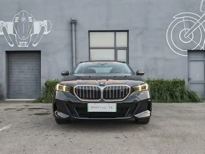 BMW i5 2026 Model eDrive40L M Sports Set – фото 2