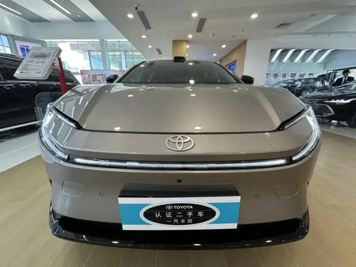TOYOTA bZ5 2025 Model 550 PRO Zhixing Edition – фото 2