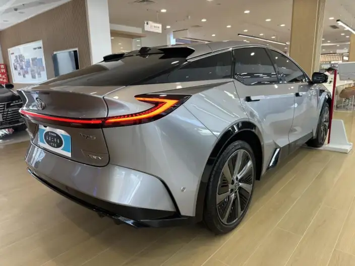 TOYOTA bZ5 2025 Model 550 PRO Zhixing Edition – фото 7