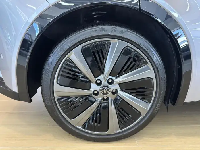 TOYOTA bZ5 2025 Model 550 PRO Zhixing Edition – фото 9