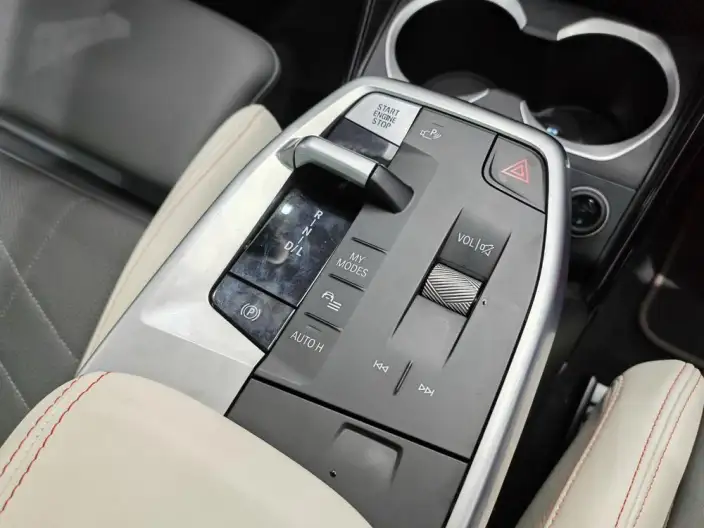 BMW X2 Imported 2024 Model sDrive25i M Sports Set – фото 9