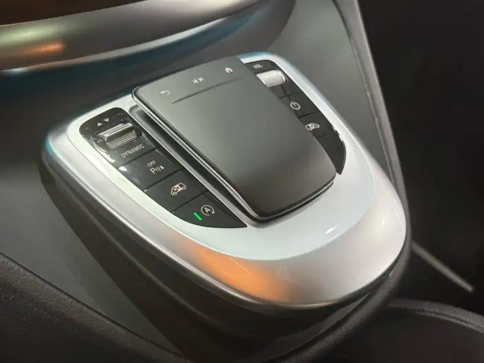 Mercedes-Benz V-Class 2022 Model V 260 L Long wheelbase Deluxe Edition – фото 6