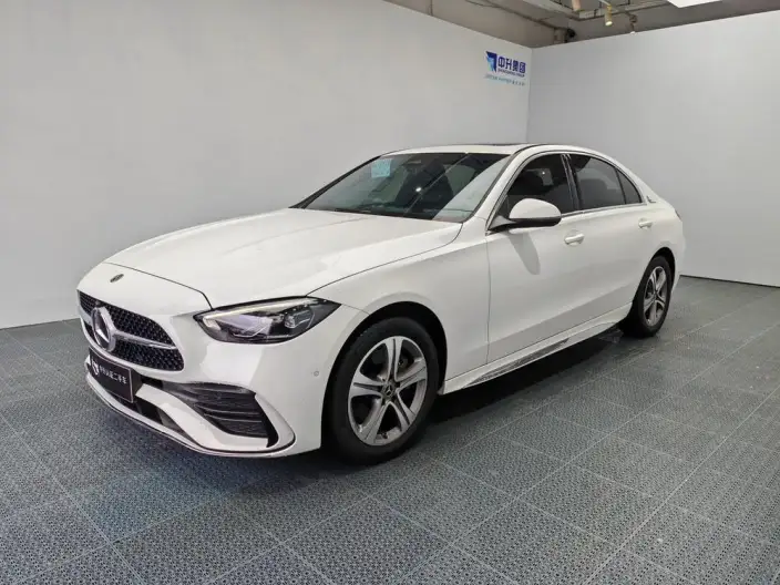 Mercedes-Benz C-Class 2022 Model C 200 L Sports Edition – фото 1