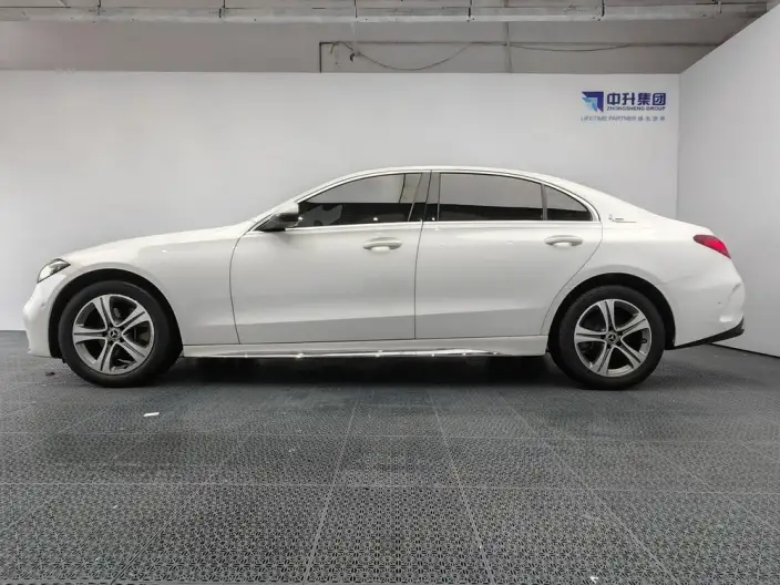 Mercedes-Benz C-Class 2022 Model C 200 L Sports Edition – фото 4