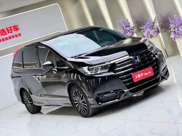 Honda Elysion 2024 Model 2.0L e:HEV Classic Edition – фото 3