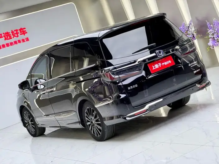 Honda Elysion 2024 Model 2.0L e:HEV Classic Edition – фото 4