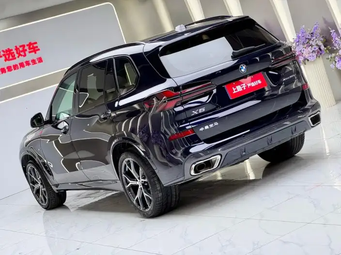 BMW X5 2025 Model xDrive30Li Exclusive Model M Sports Night Set – фото 4