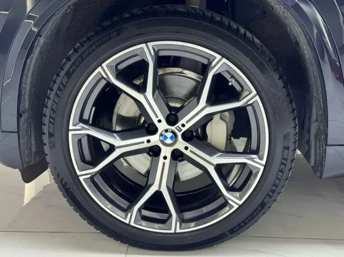 BMW X5 2025 Model xDrive30Li Exclusive Model M Sports Night Set – фото 10