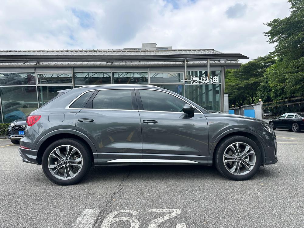 AUDI Q3 2022 40 TFSI Stylish Dynamic – фото 5