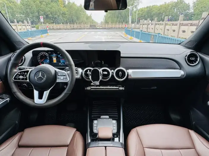 Mercedes-Benz GLB 2022 Model Facelift II GLB 200 Fashion Model – фото 10