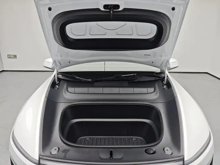 Model Y 2025 Model Rear-wheel drive version – фото 10