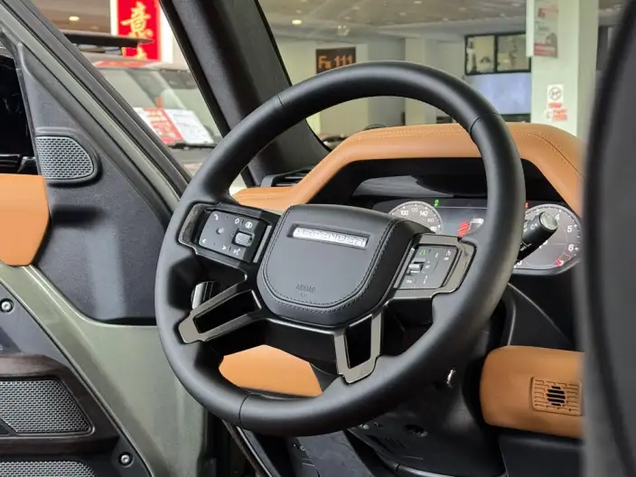Land Rover Defender 2024 Model 110 3.0T P400 X-Dynamic HSE – фото 7