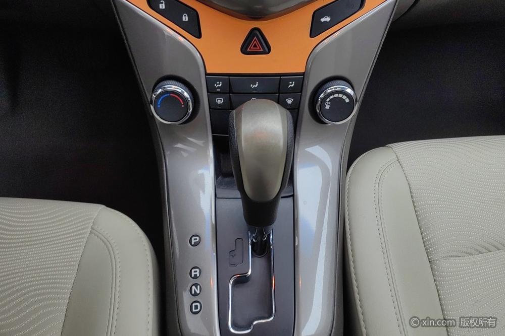 Chevrolet Cruze 2015 1.5L Classic SE AT – фото 15