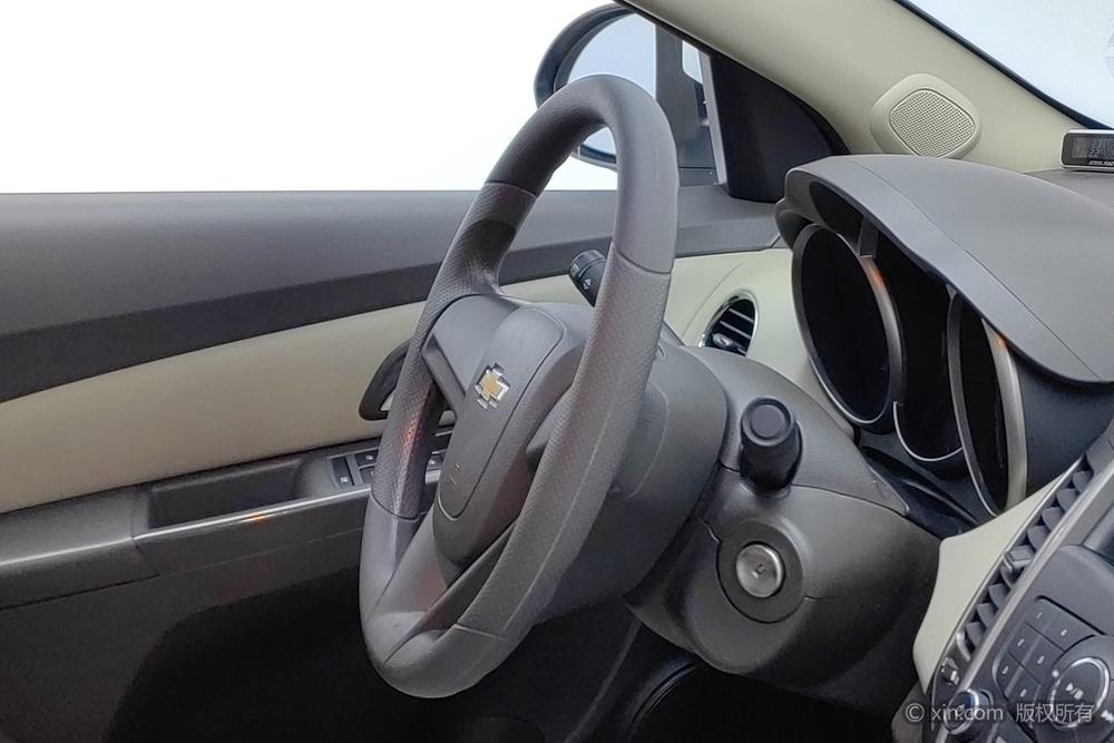 Chevrolet Cruze 2015 1.5L Classic SE AT – фото 17