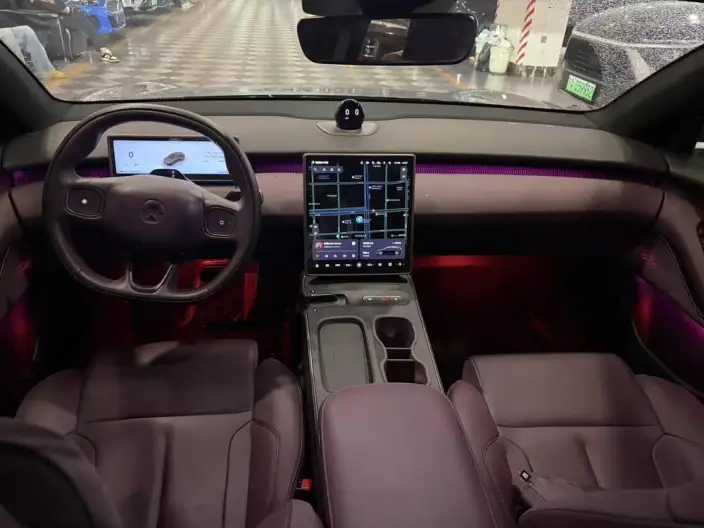 NIO ET5T 2024 Model 75kWh – фото 8
