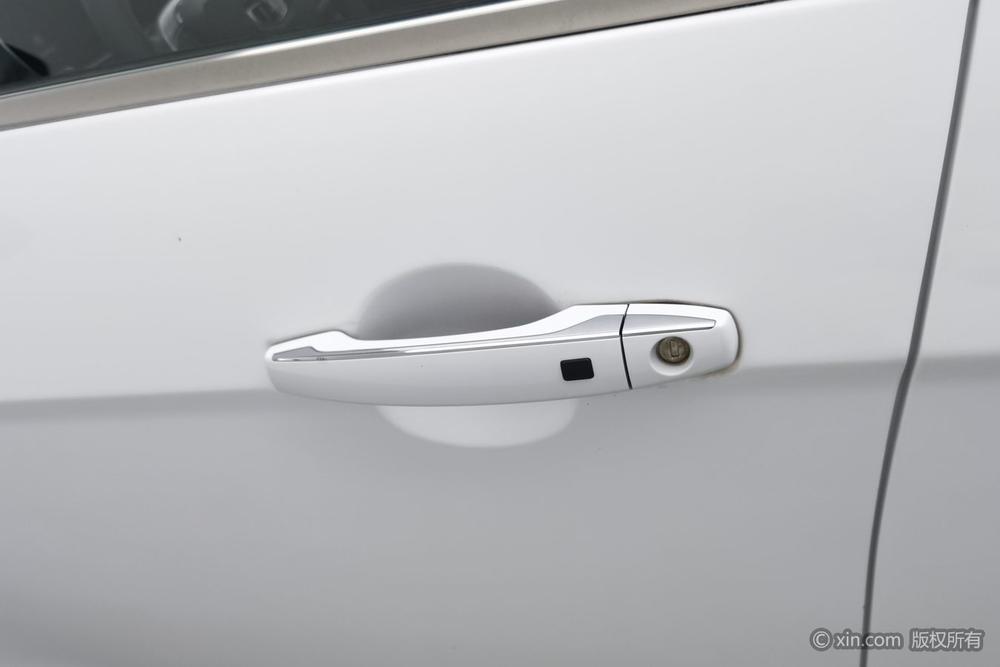 Geely Emgrand 2019 Leader 1.5L CVT Upward Connect China VI – фото 10