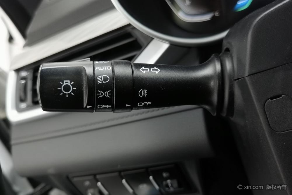 Geely Emgrand 2019 Leader 1.5L CVT Upward Connect China VI – фото 17