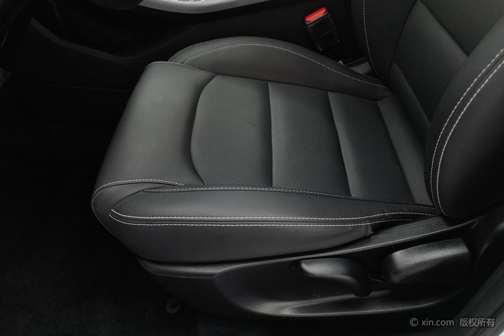 Geely Emgrand 2019 Leader 1.5L CVT Upward Connect China VI – фото 19