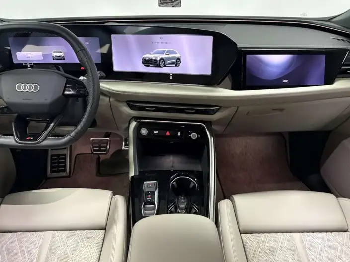 Audi Q5L 2026 Model 2.0T 10M Users Edition Edition – фото 7